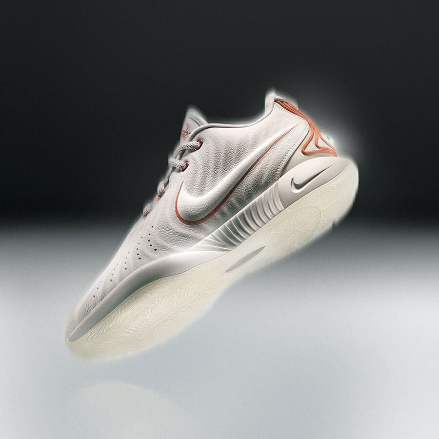 NikeがLeBron 21を発表.オンラインストア (通販サイト)