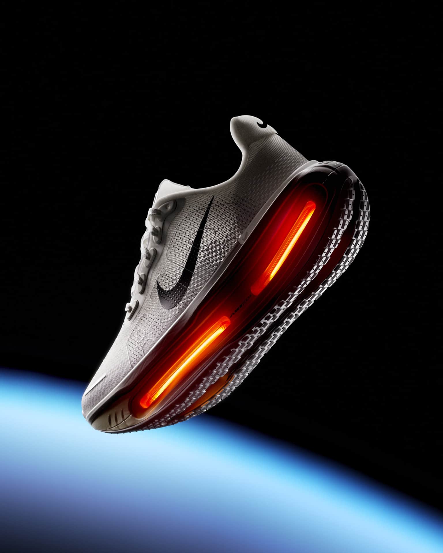 NIKE公式】ナイキ ボメロ プレミアム ロードランニングシューズ