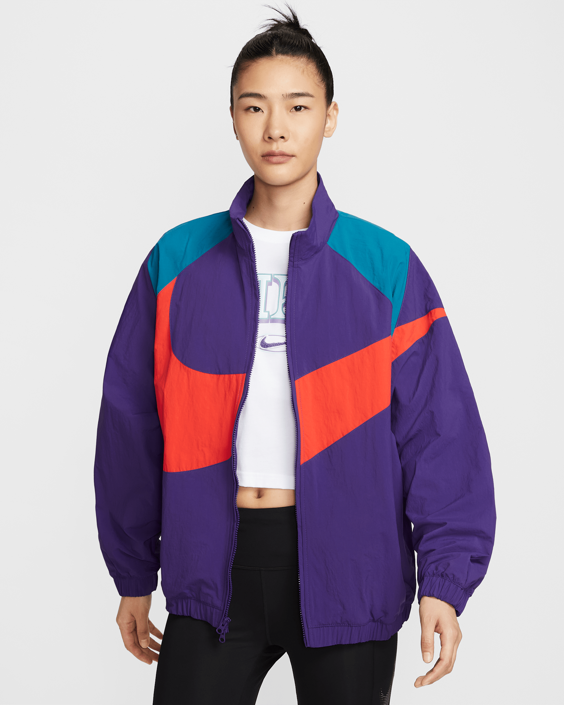 Nike Sportswear Women's Oversized Woven Jacket. Nike ID