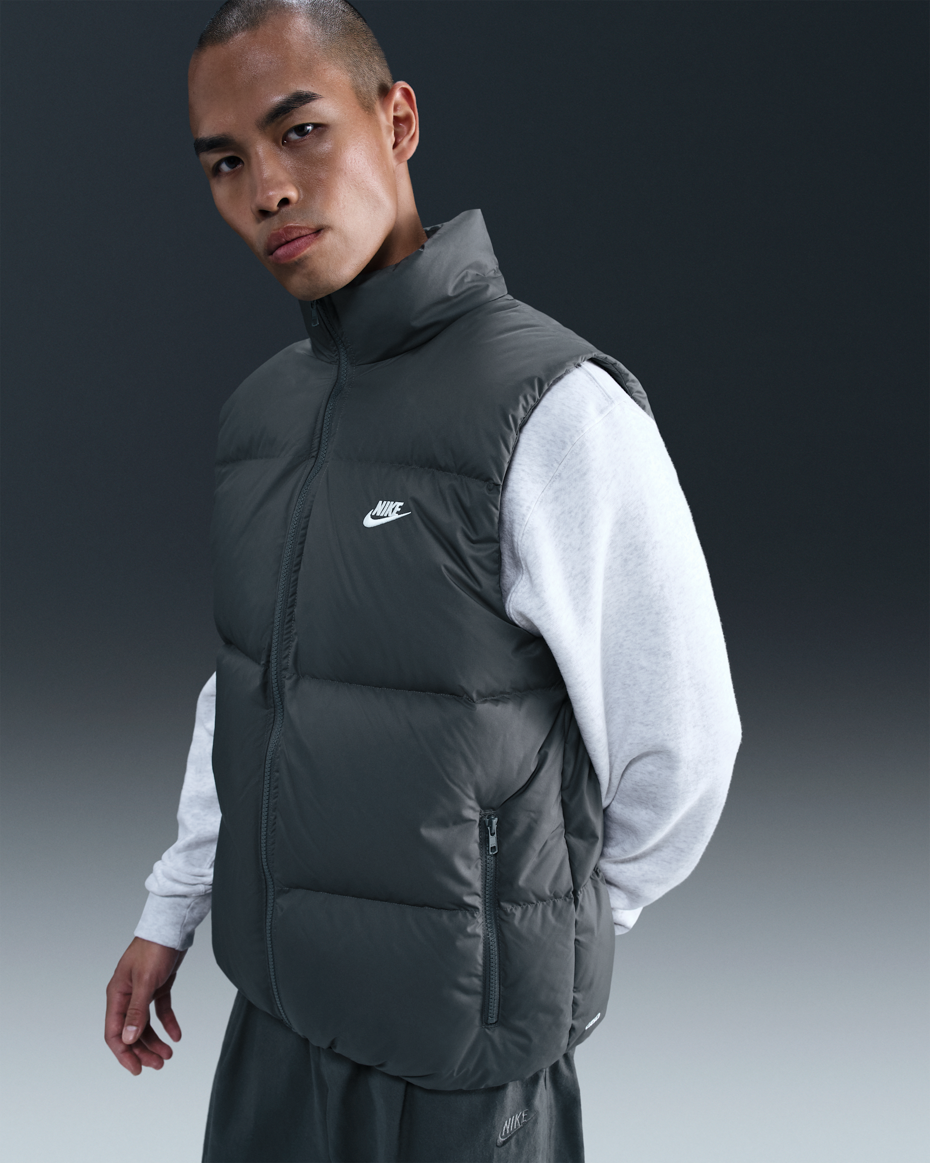 NIKE公式】ナイキ スポーツウェア クラブ メンズ Therma-FIT ダウン