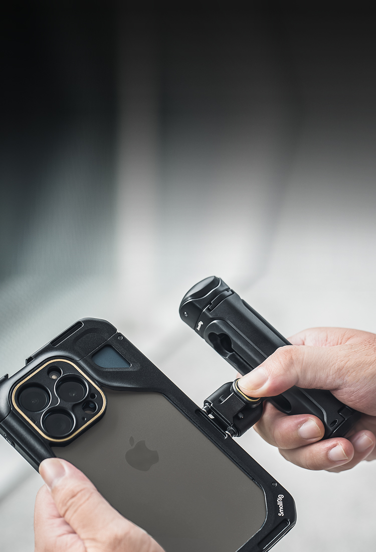 iPhone 15 Pro Cage | Dual Handheld Video Kit | SmallRig