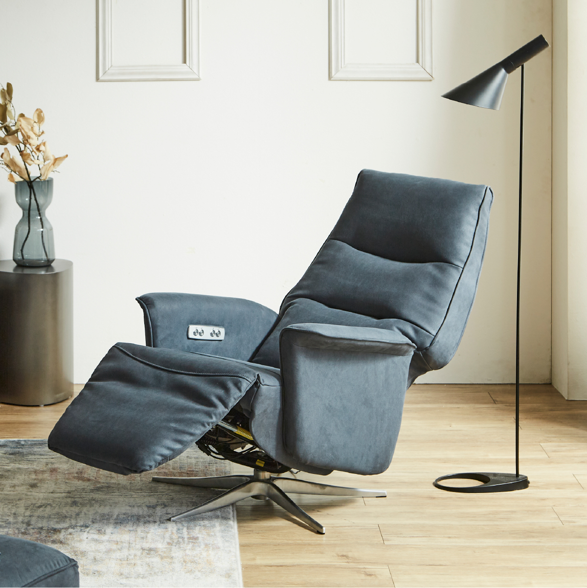 エレノア 電動パーソナルチェア 幅74cm ｜関家具公式通販サイト