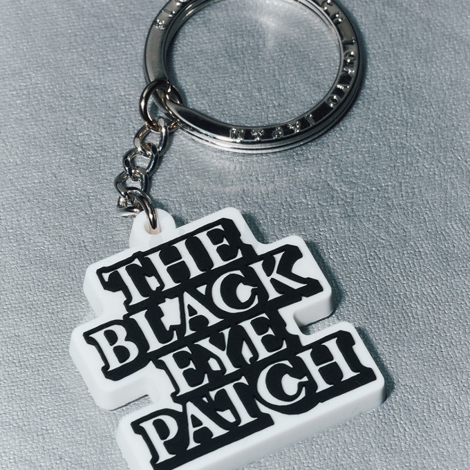 BlackEyePatch(ブラックアイパッチ)】OG LABELなキーホルダー