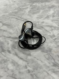 qdc SUPERIOR Piano Black [QDC-SUPERIOR-BK] 新品｜フジヤエービック