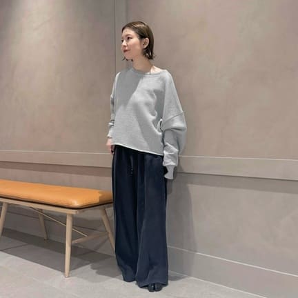 conte＞クロップド プルオーバースウェット