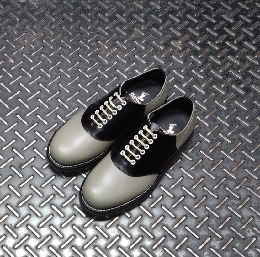 時代を超えて愛される一足。REGAL 1972年のサドルシューズ | 靴の