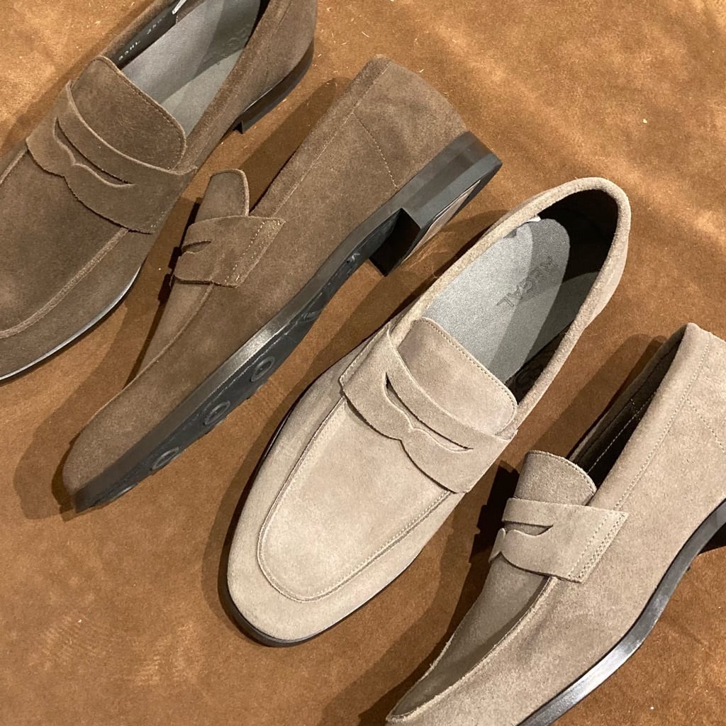 大人シックに決まるローファー | 靴のリーガルコーポレーション公式