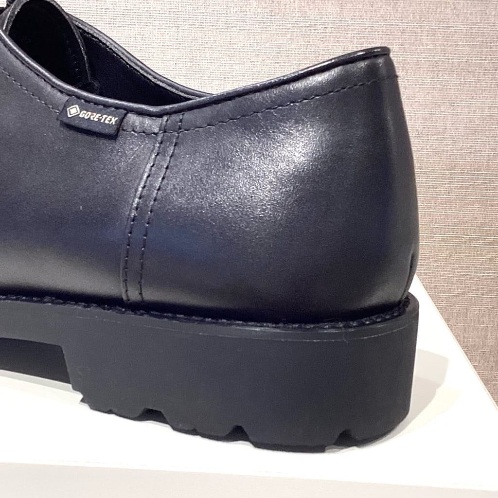 溢れ出るクラシック感‼️おしゃれなチロリアンシューズのご紹介