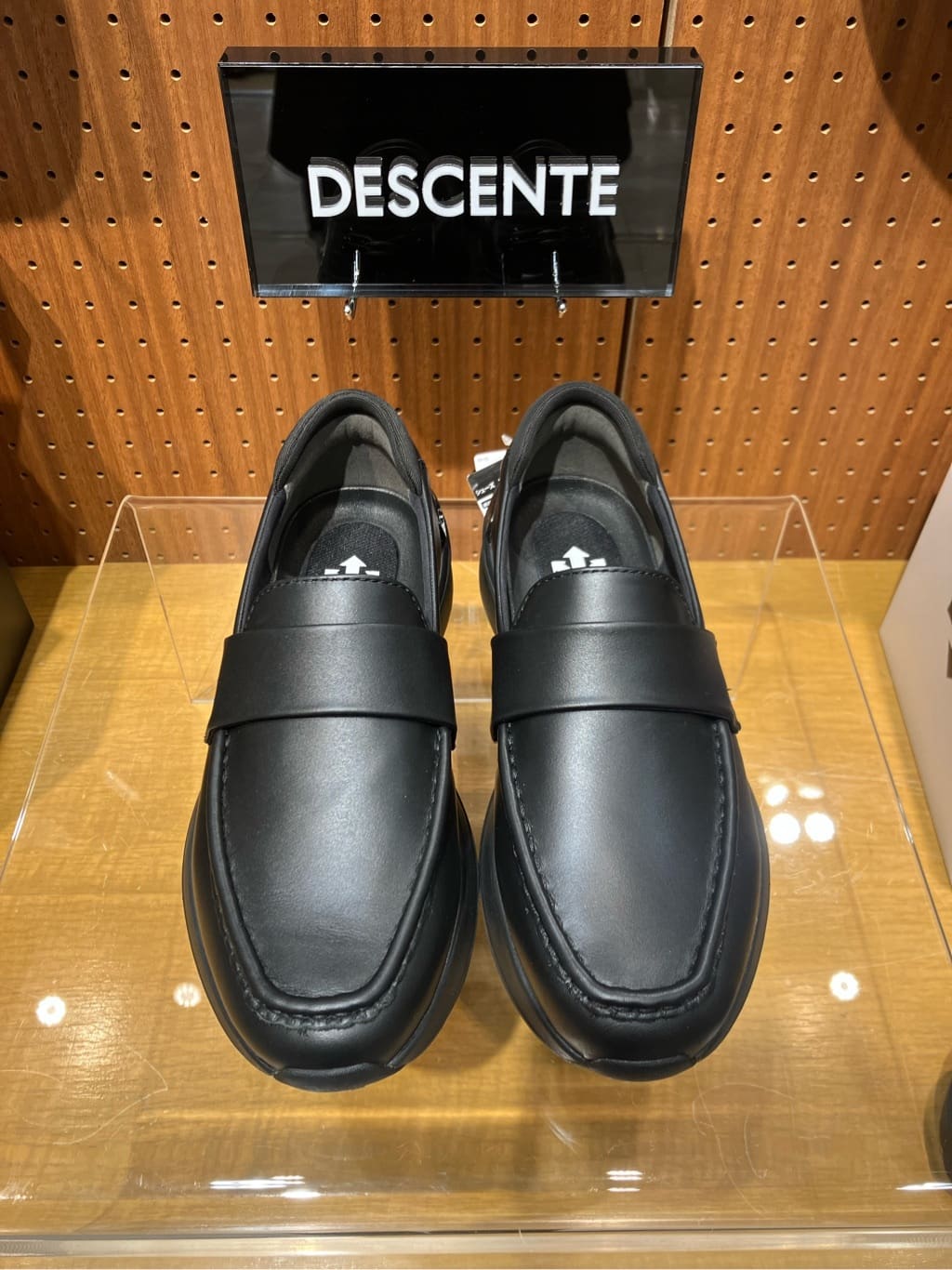 DESCENTE ローファーからブーツまで揃ってます | 靴のリーガル