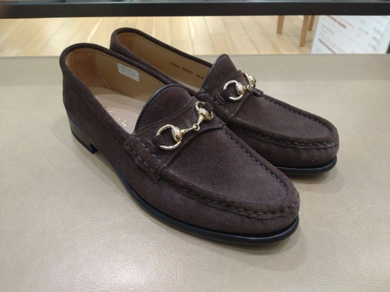 ビットでビビっとくるスリッポン♥ | 靴のリーガルコーポレーション