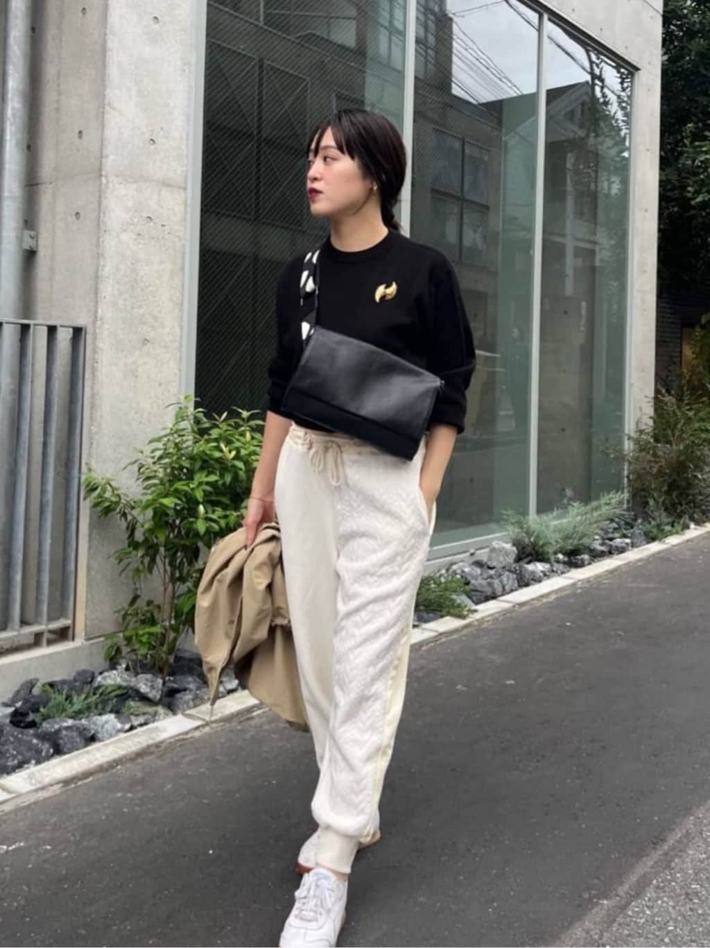 earの定番》柄ワイドテープショルダーバッグ人気の理由を解説！ - ear