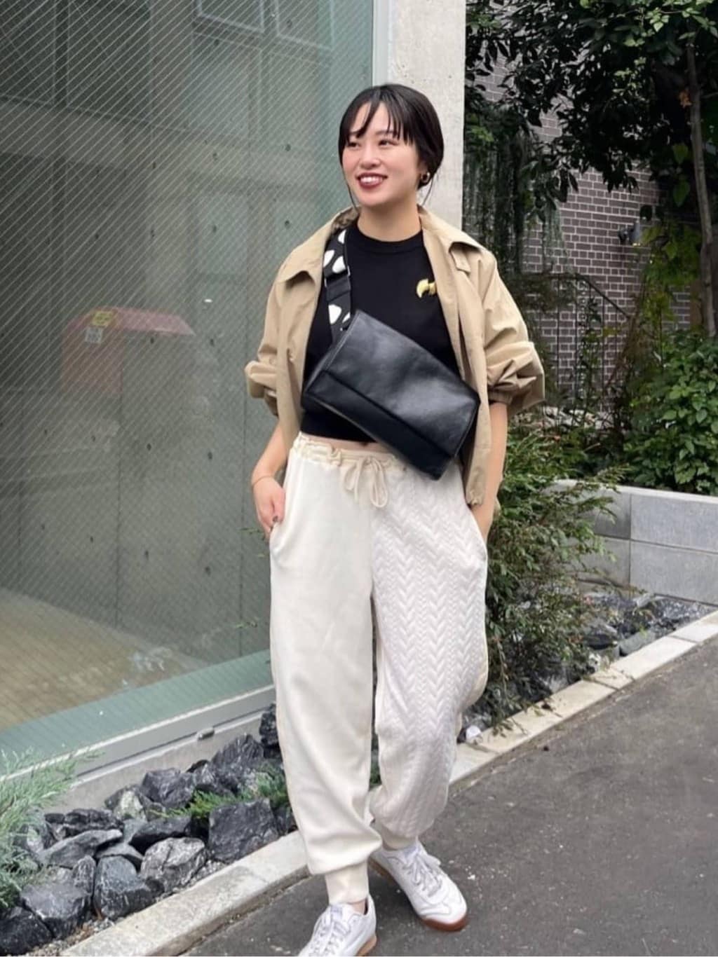 earの定番》柄ワイドテープショルダーバッグ人気の理由を解説！ - ear