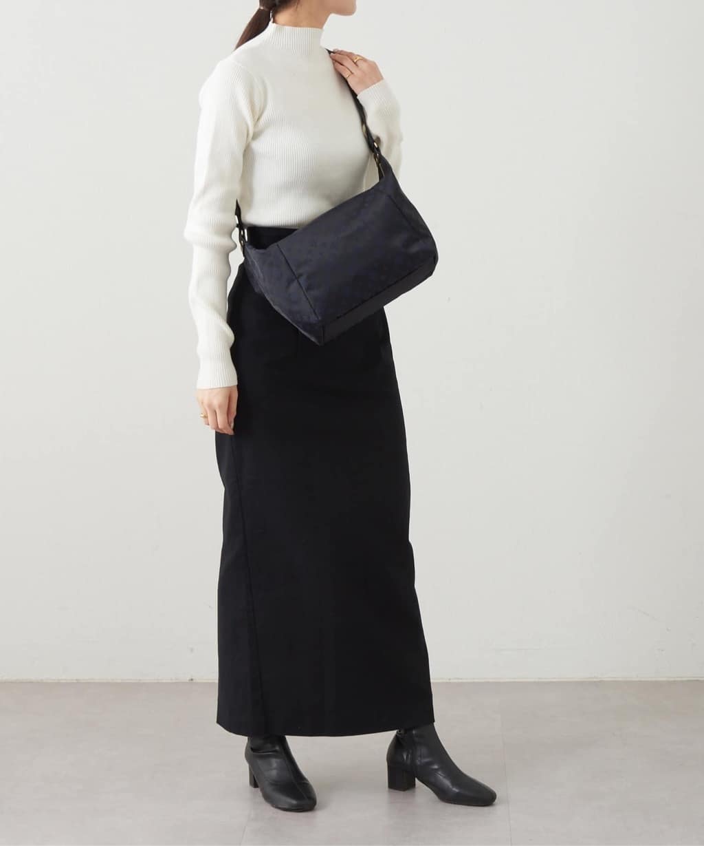 WEB限定】オンラインでしか買えないスリングバッグ - russet(ラシット