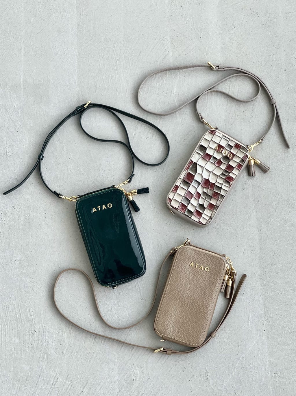 その日の気分でカラーをチョイス♪お財布機能付きスマホショルダー