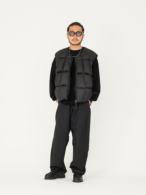 Three Dimensional Down Light Vest | Goldwin 0(ゴールドウインゼロ