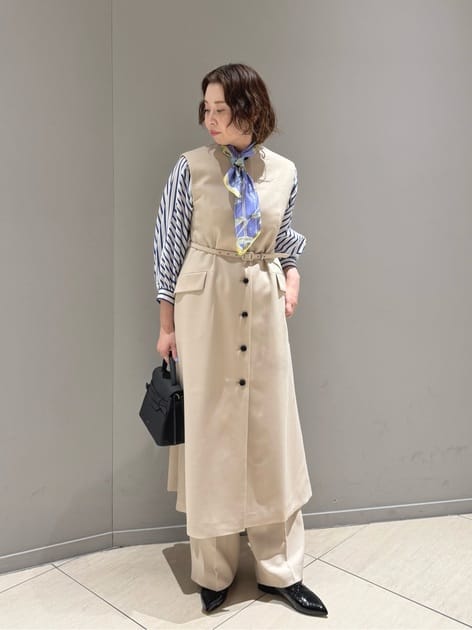 トラックストライプ ギャザーブラウス｜トゥモローランド 公式通販