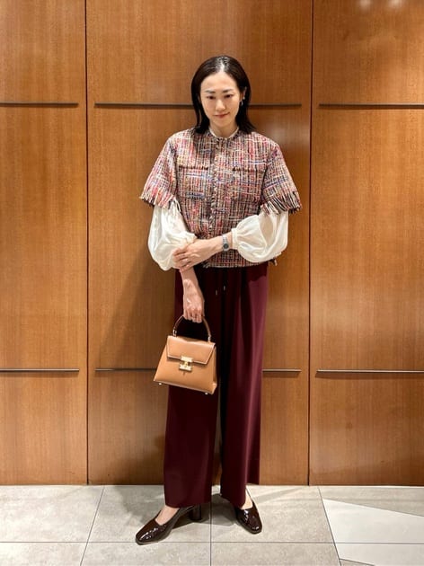 ソフトオーガンジー バンドカラーブラウス｜トゥモローランド 公式通販