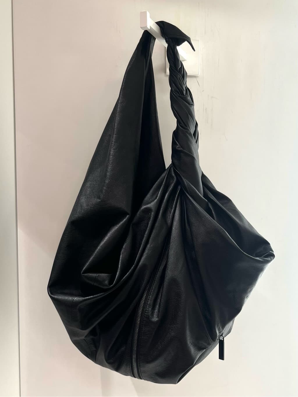 STAFF STYLING｜THE SHOP YOHJI YAMAMOTO