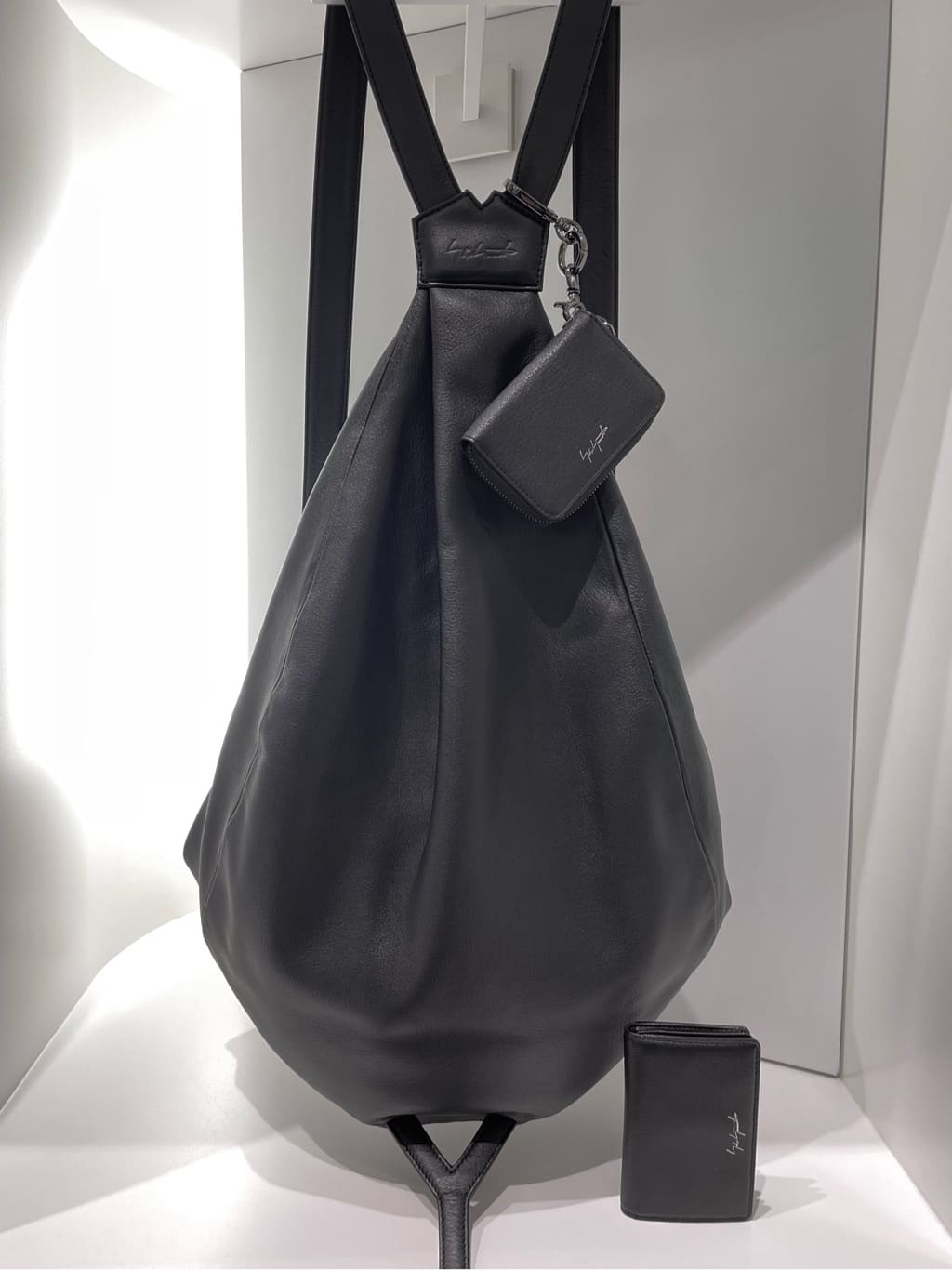 STAFF STYLING｜THE SHOP YOHJI YAMAMOTO