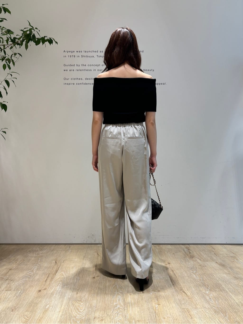 スタッフコーディネート】サテンパンツ｜yuka｜Mystrada｜【公式通販