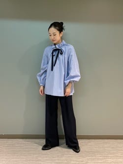 C ギャザーフリル リボンブラウス