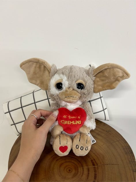 GREMLINS グレムリン】グレムリン40周年記念 ペールグレー Heart 25cm