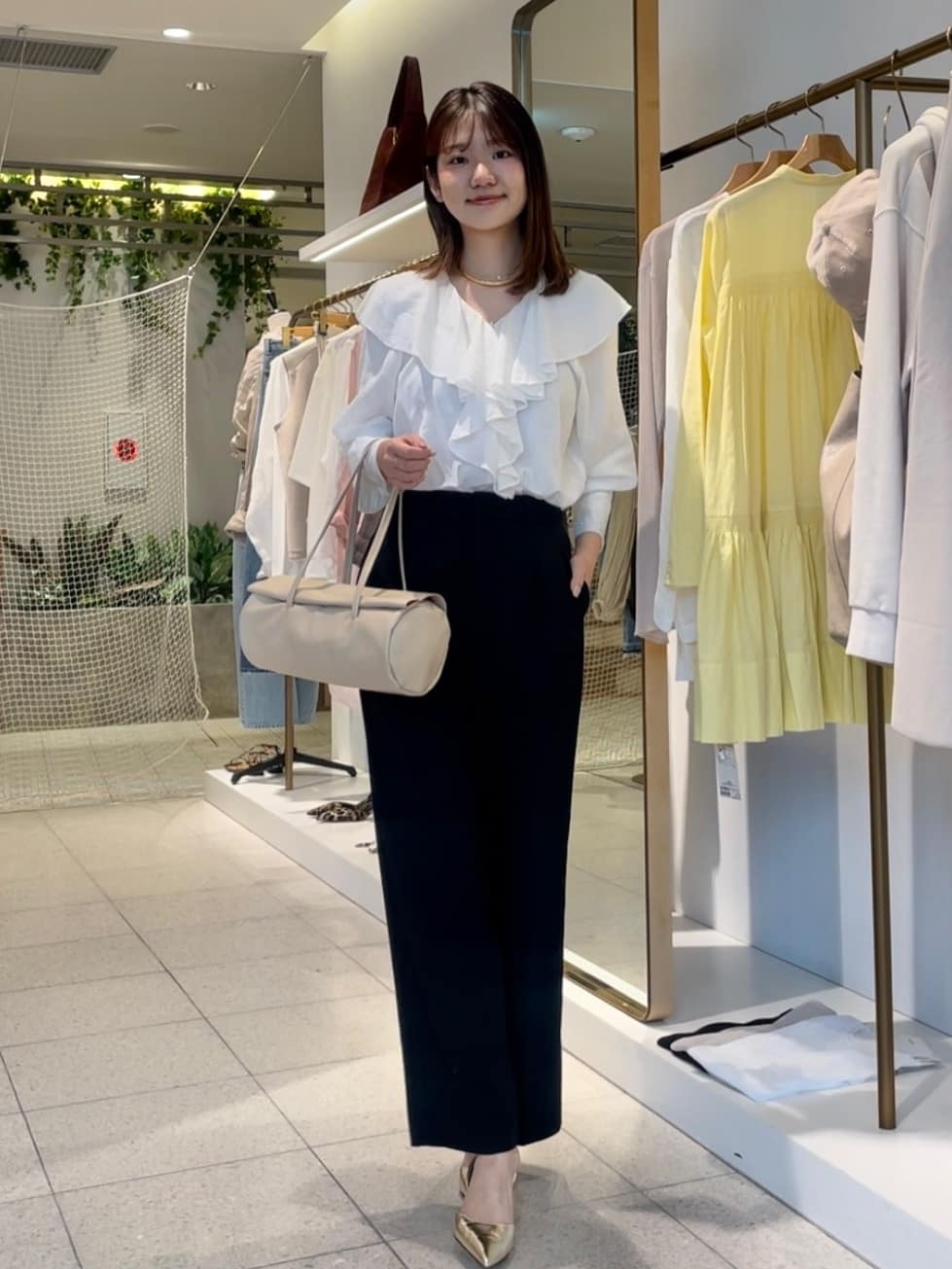 カスケードフリルブラウス | Whim Gazette(ウィム ガゼット)レディース