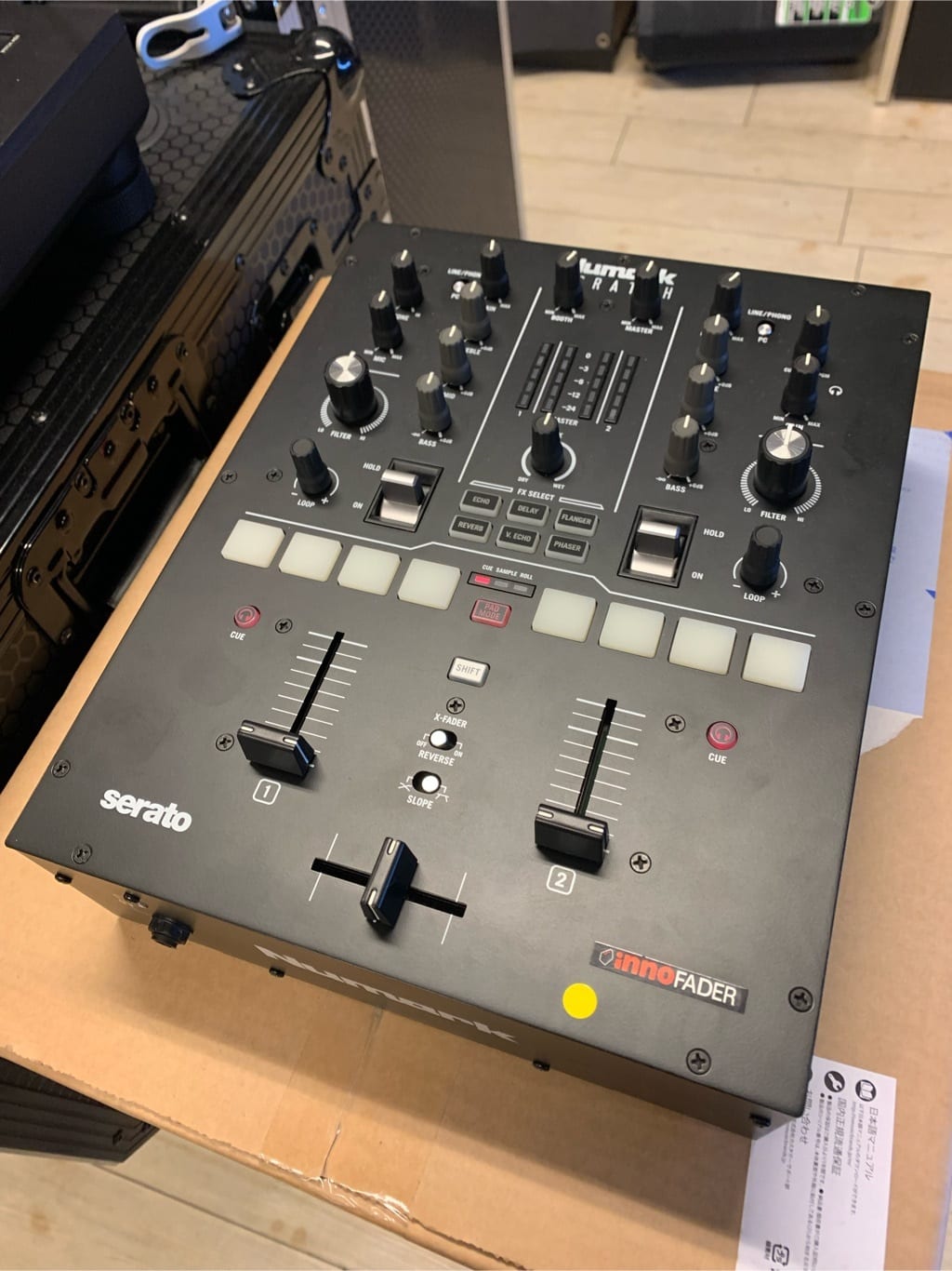 Numark SCRATCH 【無償版Serato DJ Pro対応 2チャンネルDJミキサー