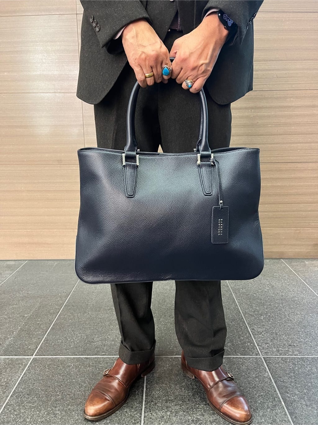 スタイリング｜公式通販 バーニーズ ニューヨーク｜BARNEYS NEW YORK