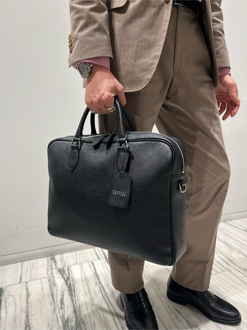 スタイリング｜公式通販 バーニーズ ニューヨーク｜BARNEYS NEW YORK