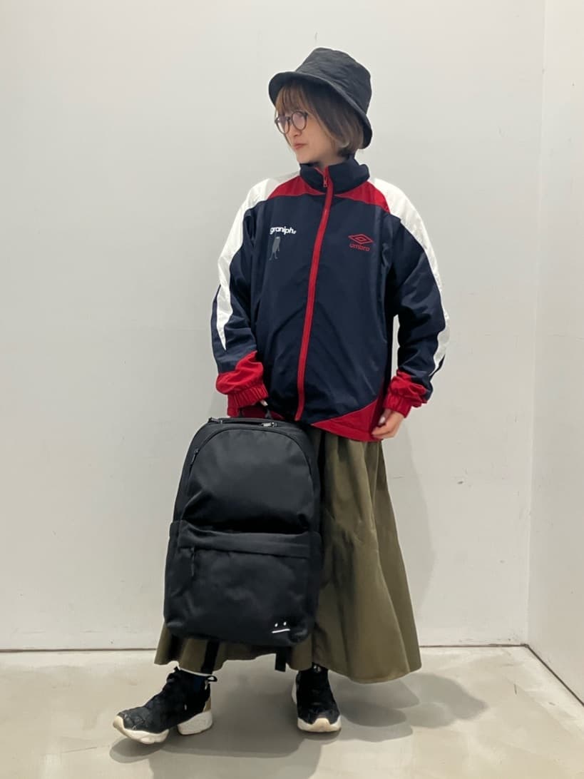 ビューティフルシャドークリーチャー｜無重力マルチファンクション