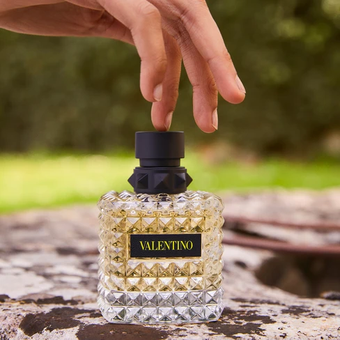 Valentino Born in Roma 黄色梦想女士香水- SweetCare Taiwan