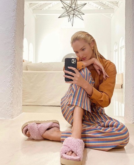 Fuzz Sugar Cross Slide Sandal | UGG