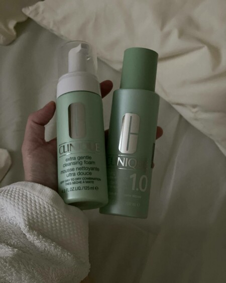 Extra Gentle Face Cleansing Foam | Clinique