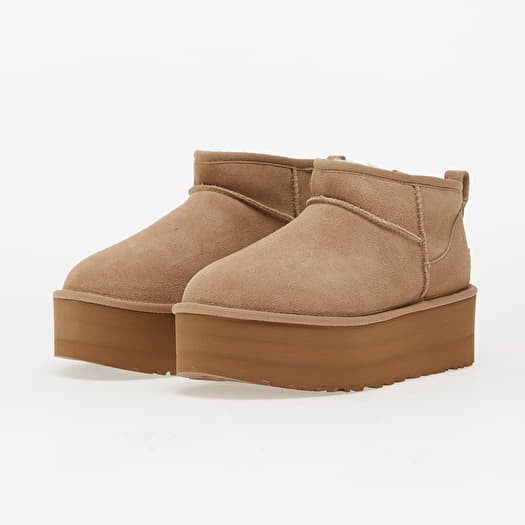 UGG W Classic Ultra Mini Platform Sand | Queens