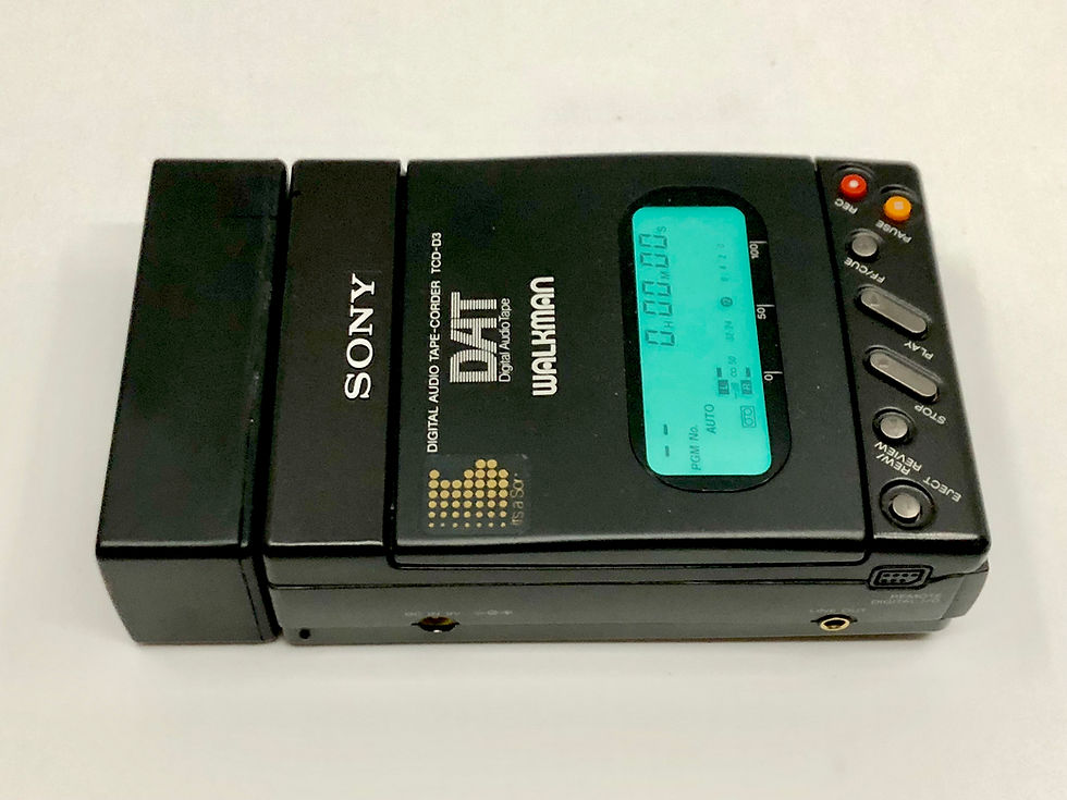 SONY TCD-D3 DAT Recorder