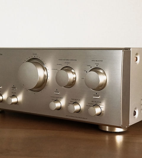 Aliba4　現稼働機　サンスイA－α607MR　Gold