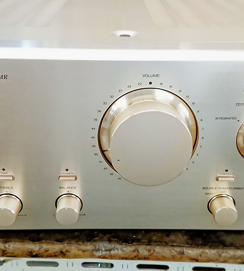 Aliba4　現稼働機　サンスイA－α607MR　Gold