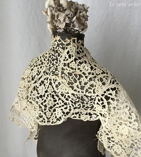 大人用)(特大)フランス アンティークレース 付け襟 エクリュ 92 x52