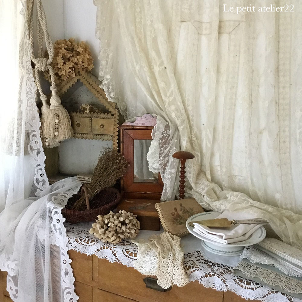 フランス アンティーク ハンキーケース シルク エクリュ W18 x 13 cm