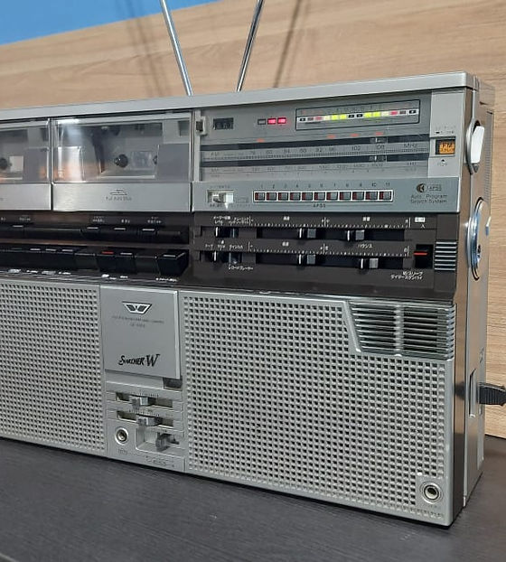 Sharp GF-808 'Searcher -W' Vintage boom box Radio | lankanaudio