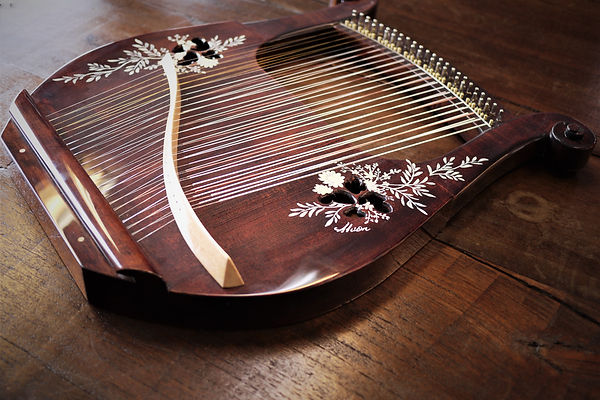 アフロディーテの竪琴（ライアー）：エッグちゃんモデルについて