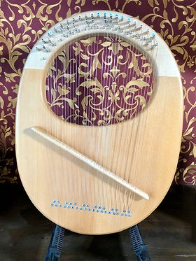 アフロディーテの竪琴（ライアー）：エッグちゃんモデルについて