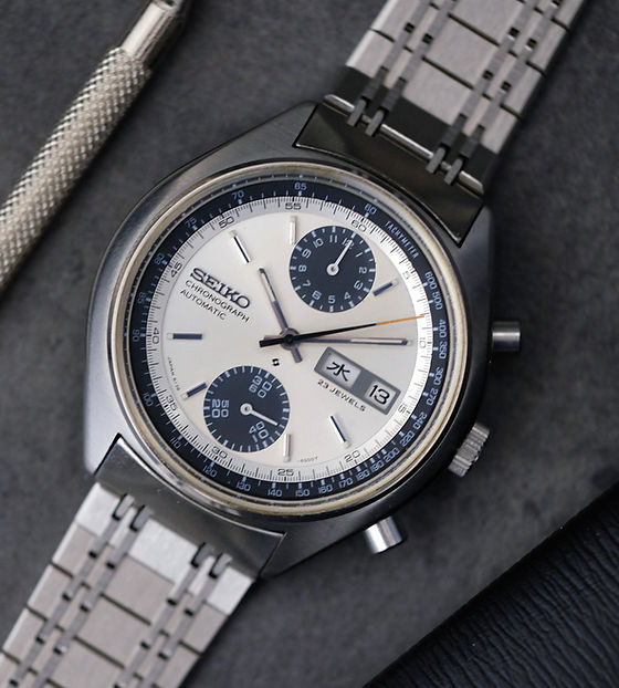 SOLD - NOS Seiko Baby Panda 6138-8000 | The Tokei Club