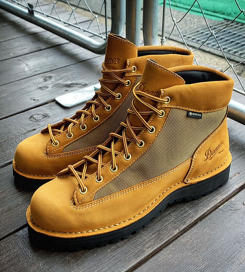 DANNER FIELD (N.WHEAT/BEIGE） | BIZARRE GREEN