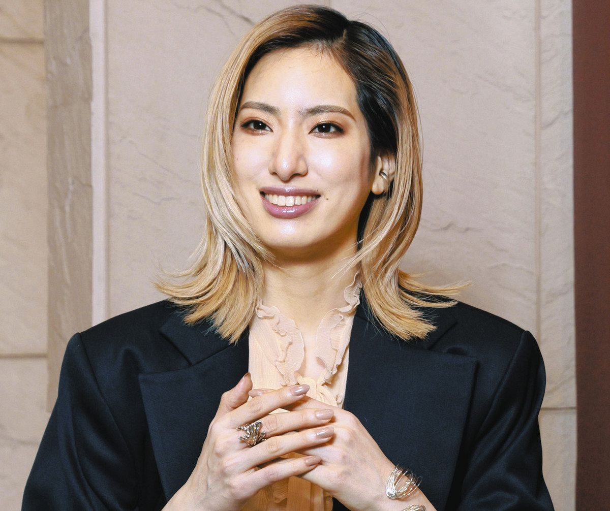 柚香光が感じた「ヨウコ」の魅力 ミュージカル「十二国記－月の影 影の