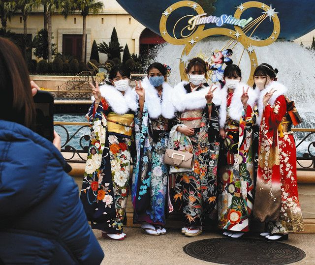 浦安市 ディズニーシーで成人式 ミッキーが祝福 接触省き時短で分散