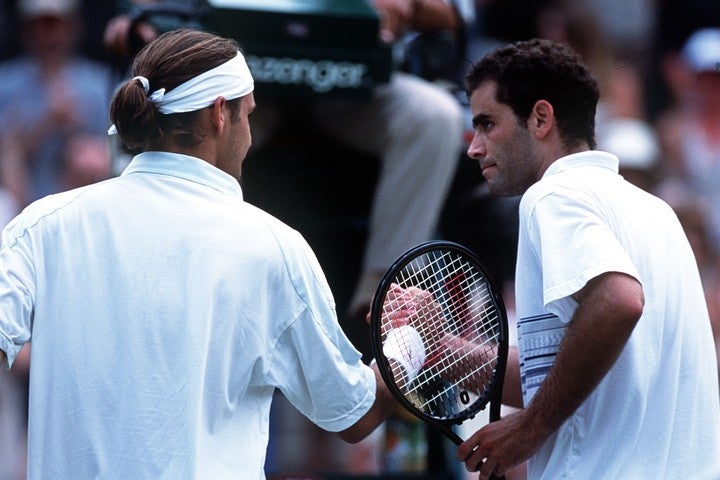 王者サンプラスが19歳のフェデラーに敗退。テニスの歴史が変わり始めた