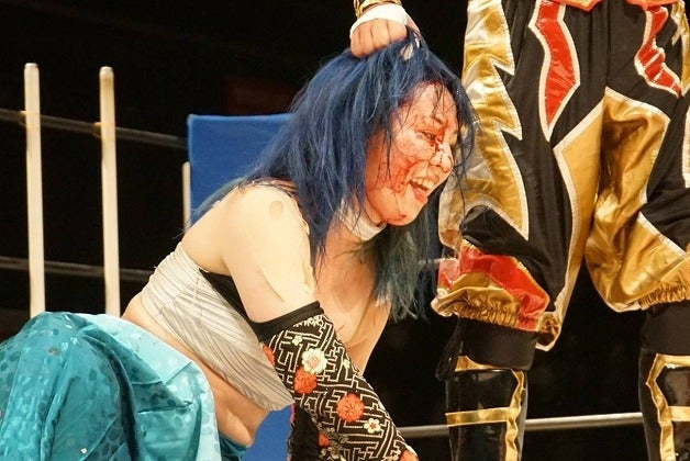 女子選手がなぜデスマッチ？ 世羅りさが“血まみれのリング”に人生を
