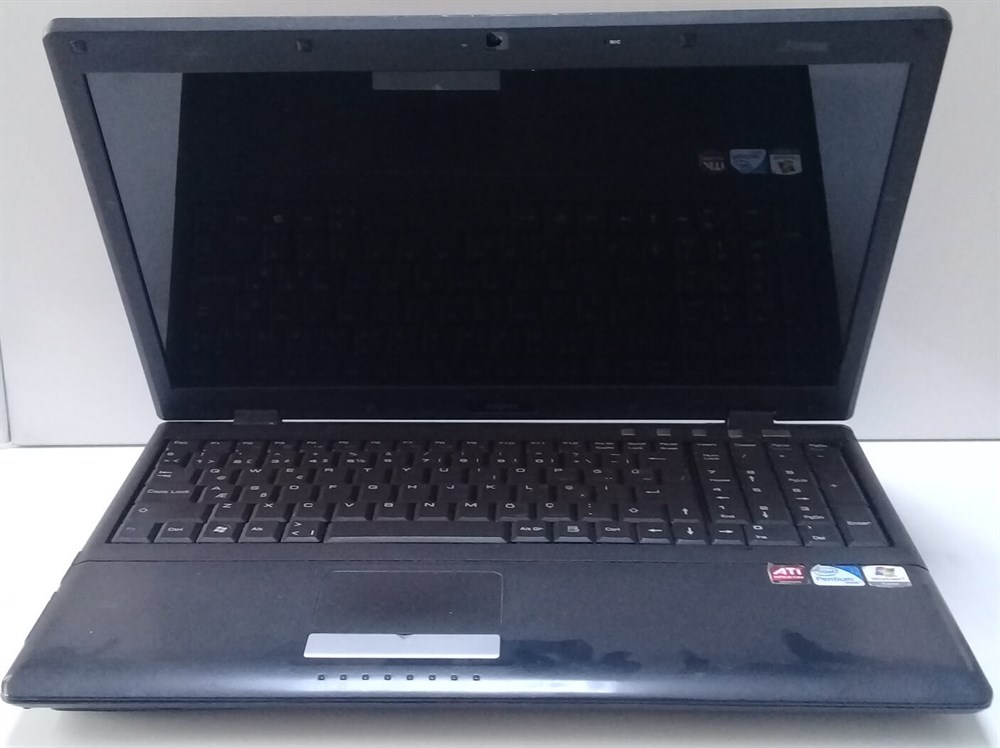 2.EL EXPER MS-1682 CORE2 DUO CPU 3 GB RAM 120 GB HDD 15.6